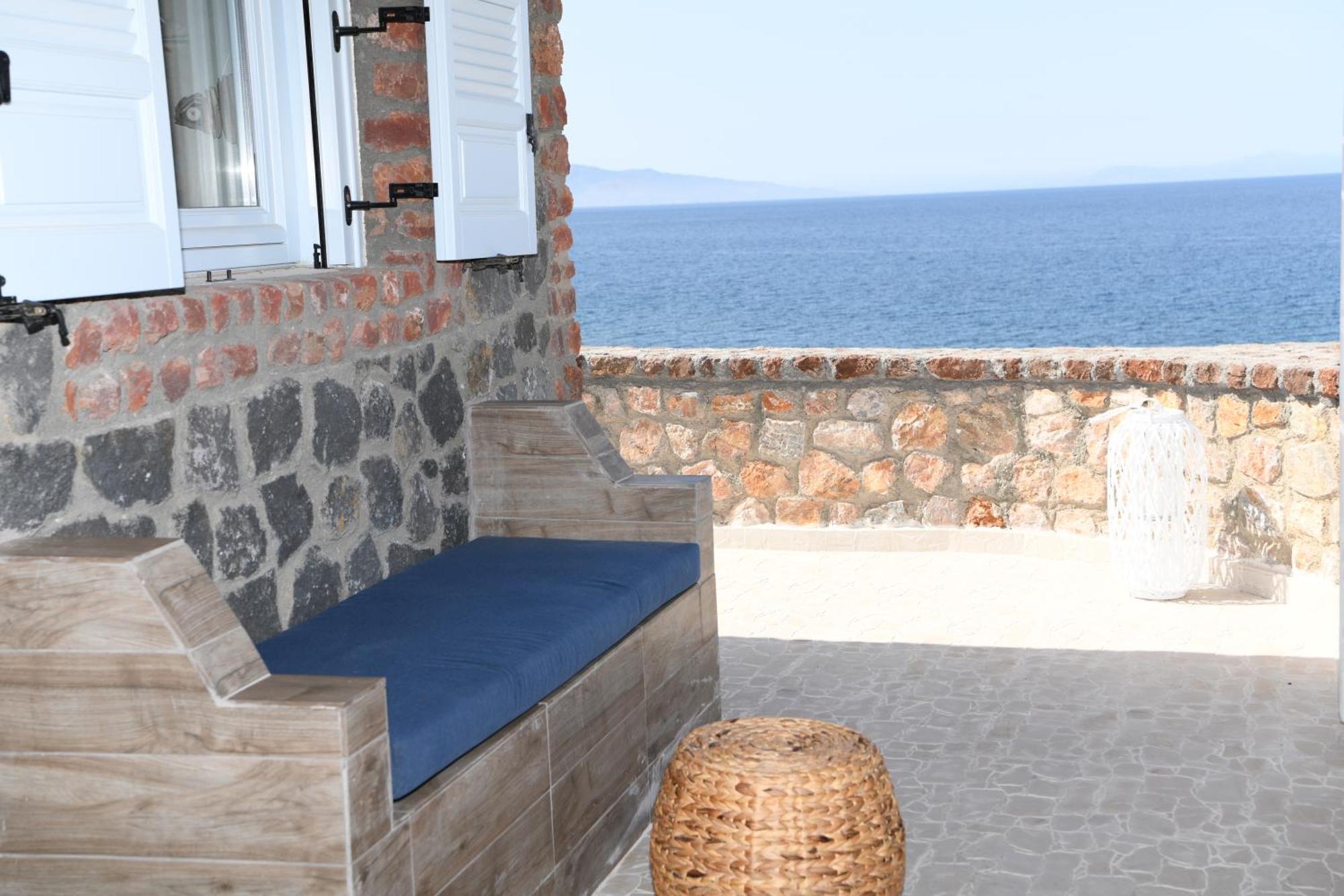 Starlight Luxury Seaside Villa & Suites 이메로비글리 외부 사진