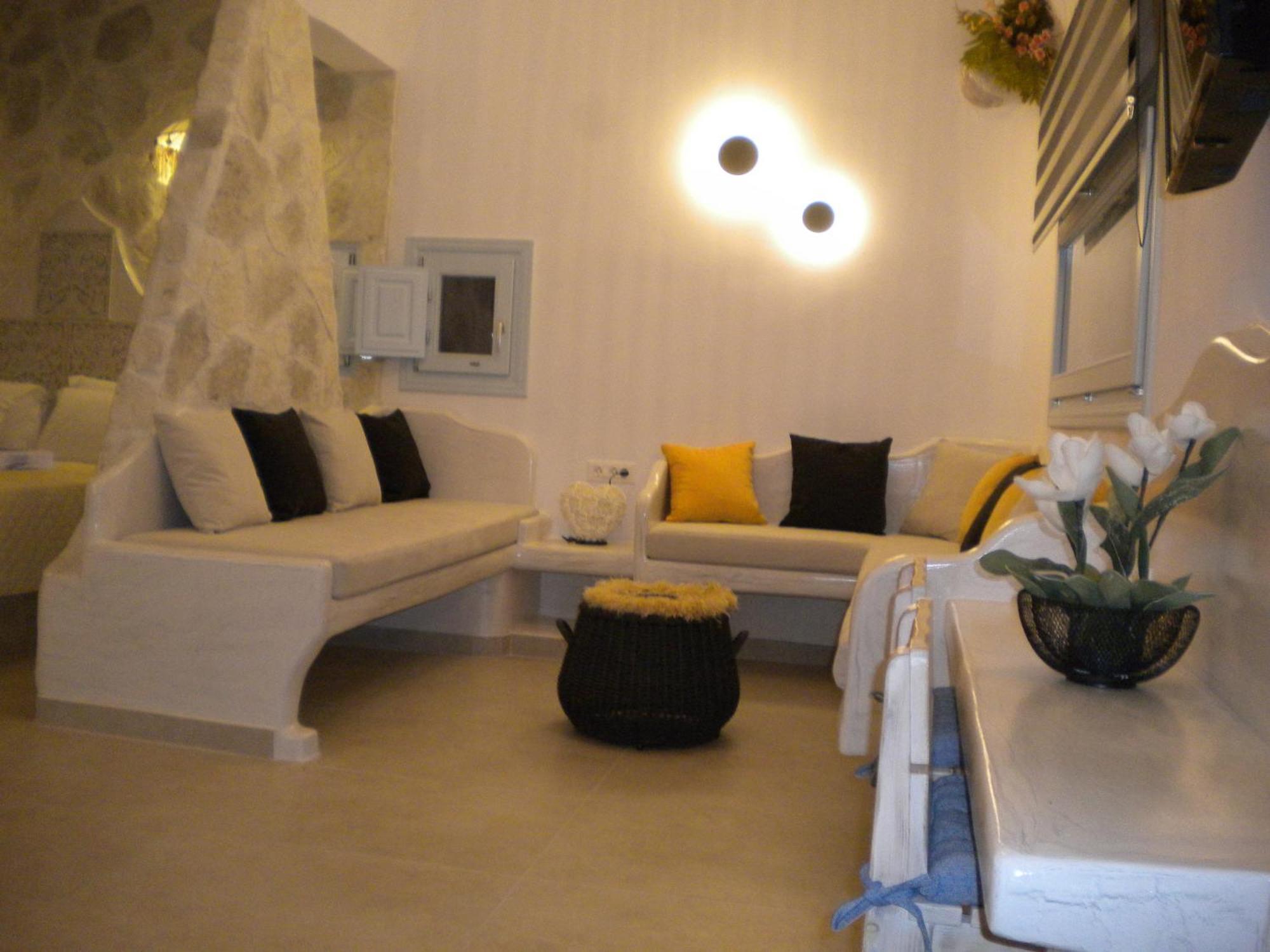 Starlight Luxury Seaside Villa & Suites 이메로비글리 외부 사진